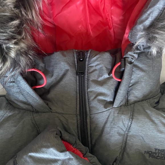 North Face Gotham 550 down jacket - Picture 3 of 11
